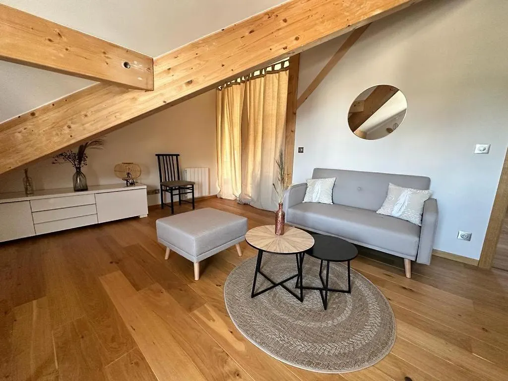 Apartment Appartement, 20M Du Lac Conjux, Vue Lac France