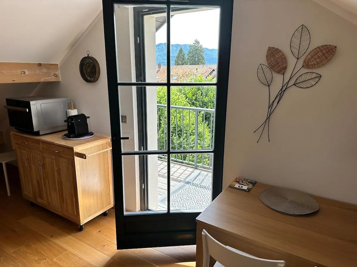 Apartment Appartement, 20M Du Lac Conjux, Vue Lac