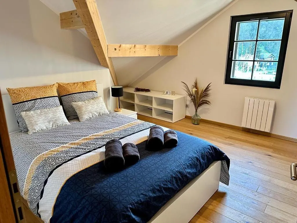 Apartment Appartement, 20M Du Lac Conjux, Vue Lac
